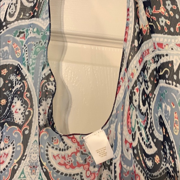 Paisley Patterned Accent Kimono with Tassles - Picture 4 of 4